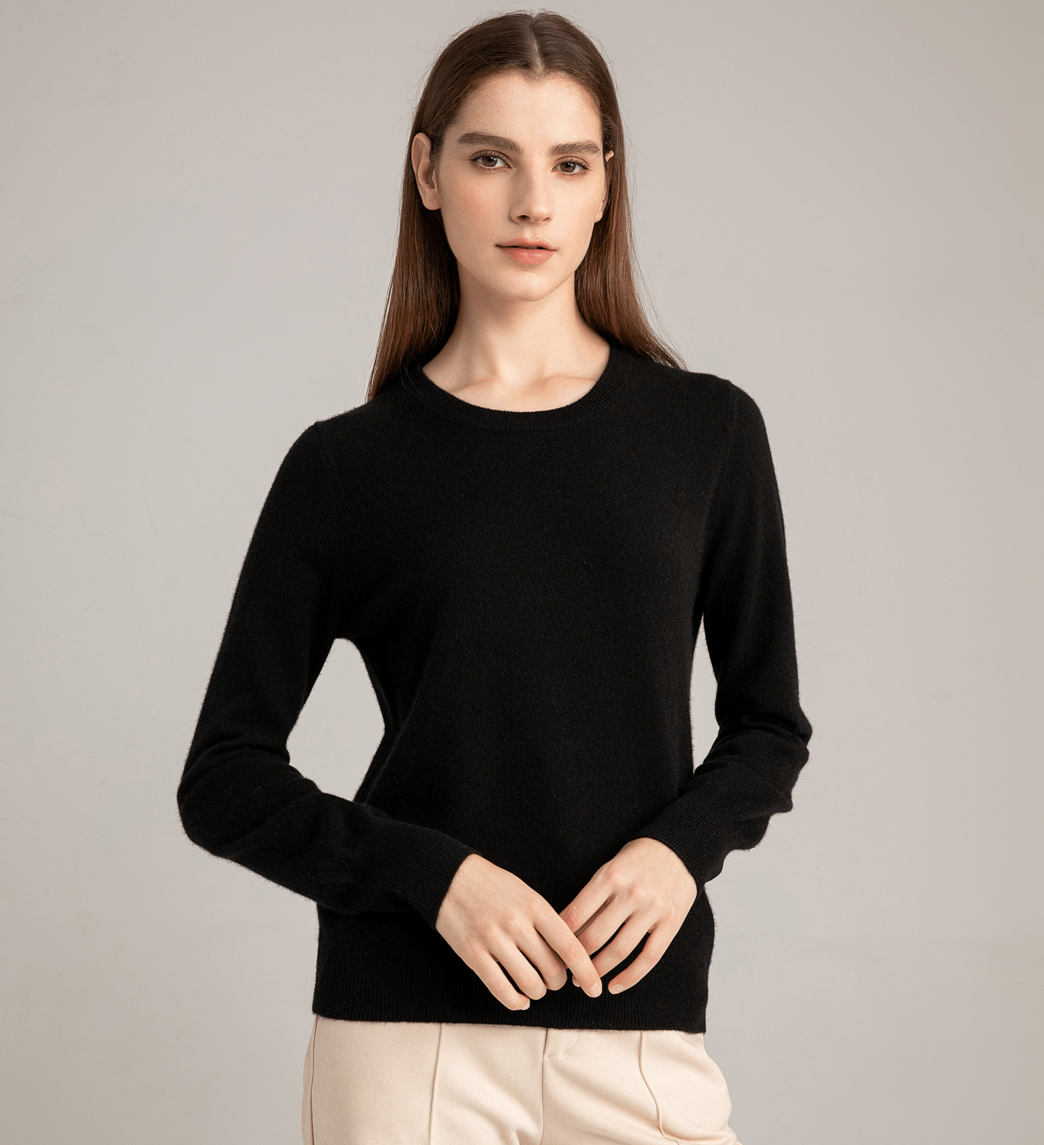 The Women’s Basic Crewneck Cashmere Sweater