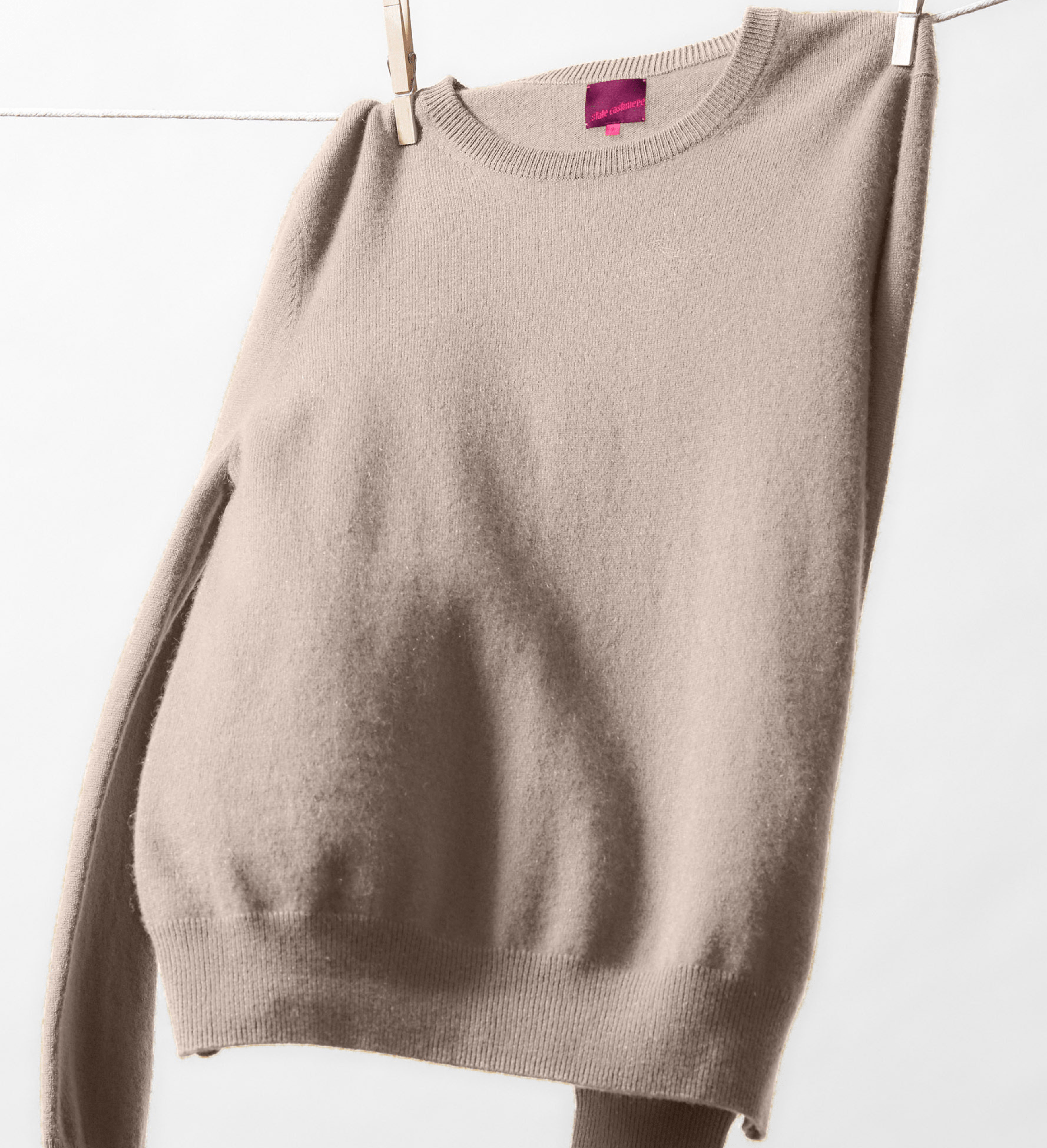 The Women’s Basic Crewneck Cashmere Sweater