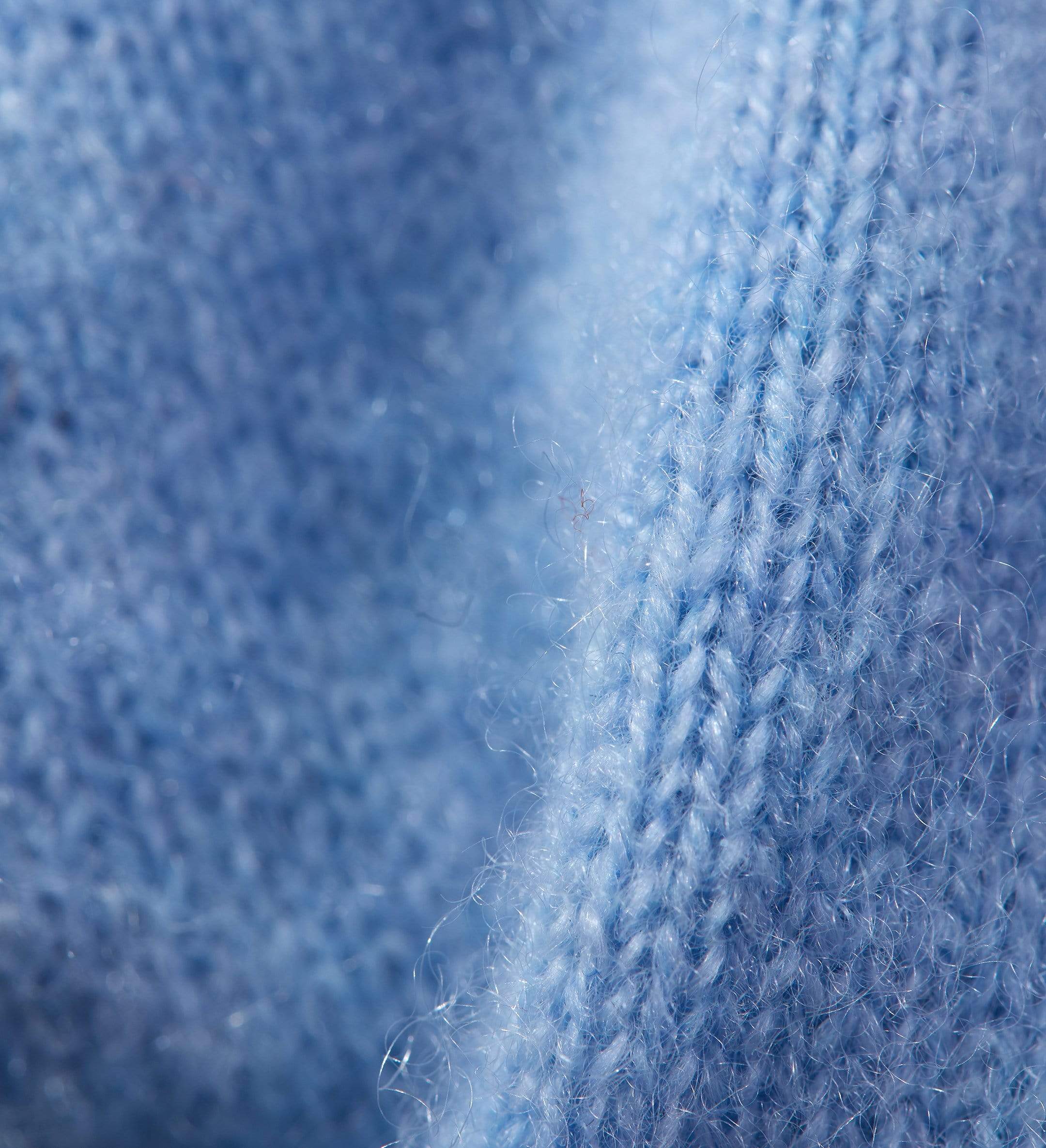 The Women’s Basic Crewneck Cashmere Sweater