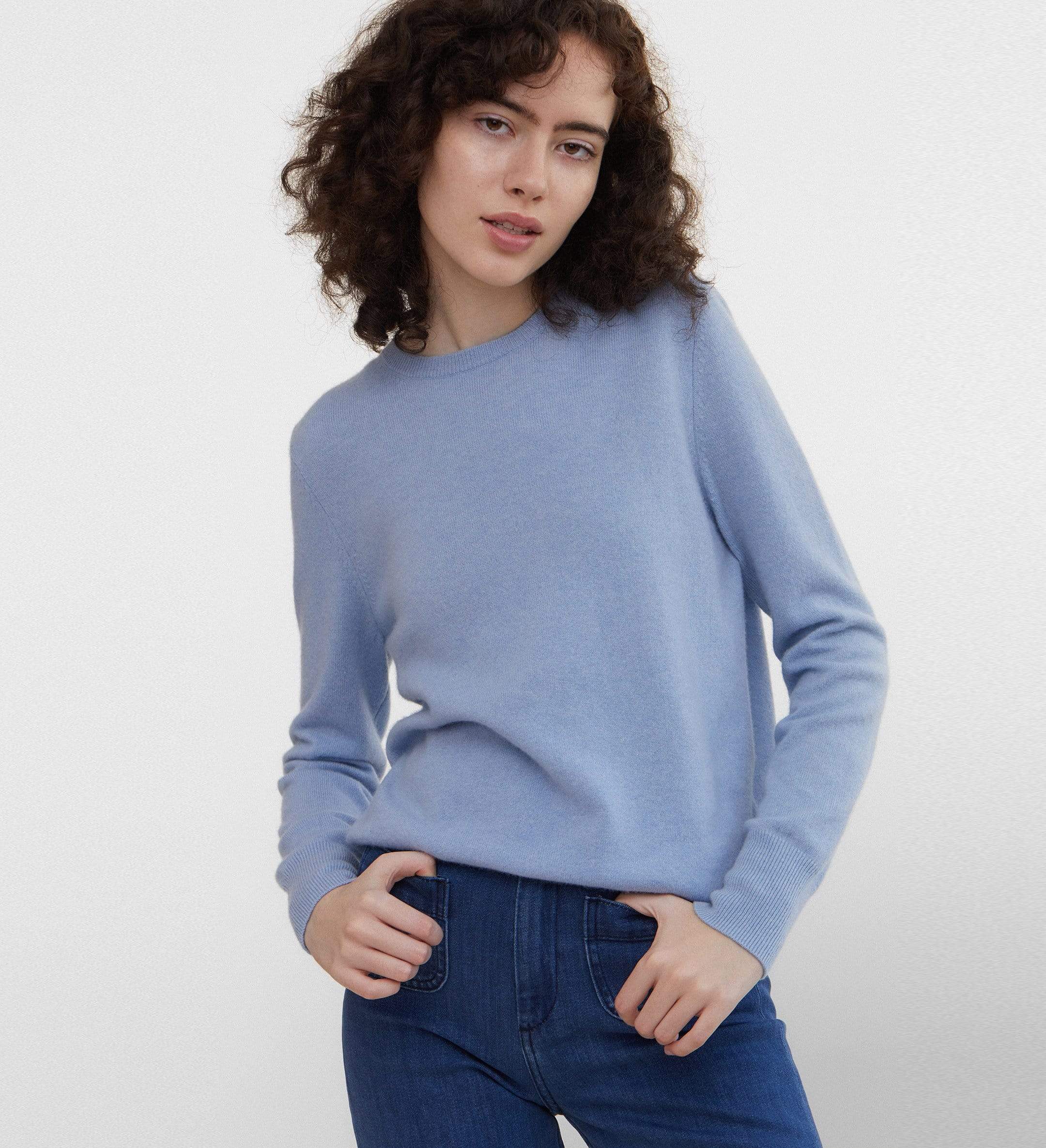 The Women’s Basic Crewneck Cashmere Sweater
