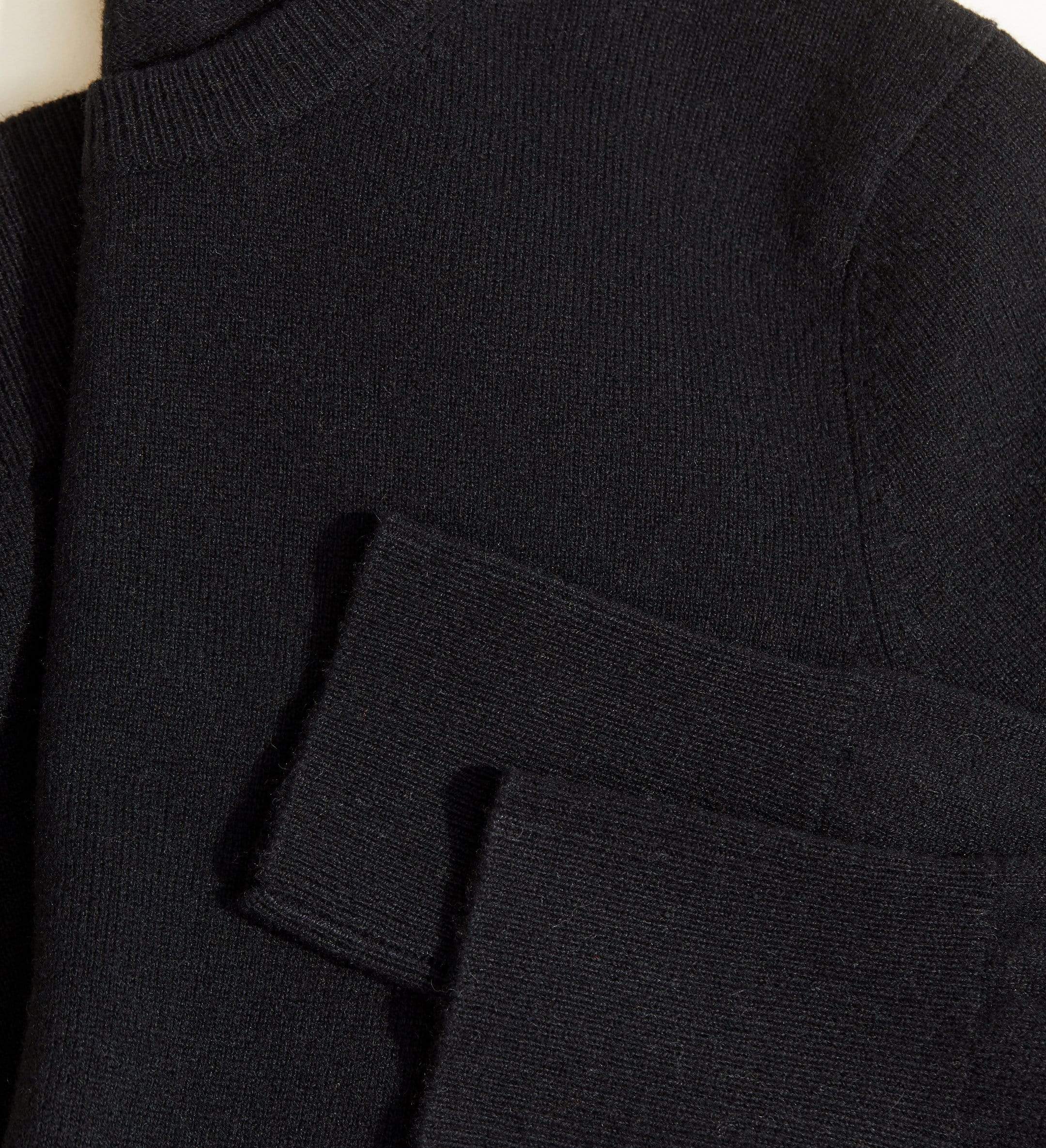 The Women’s Basic Crewneck Cashmere Sweater