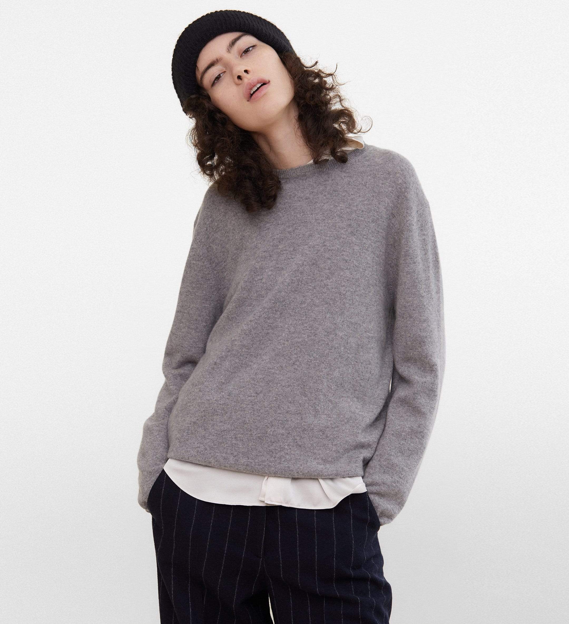 The Women’s Basic Crewneck Cashmere Sweater