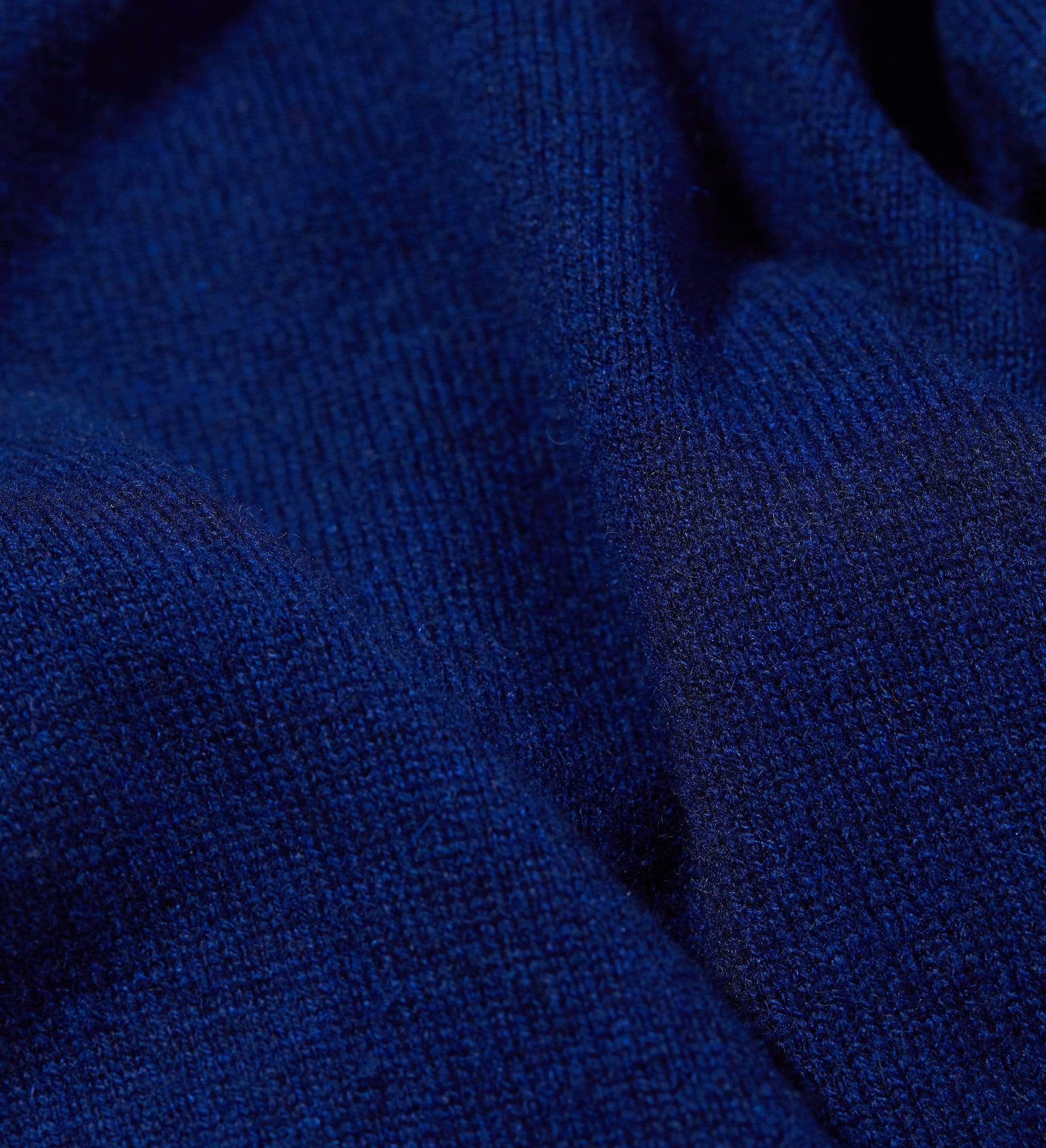 The Men's Basic V-Neck Cashmere Sweater