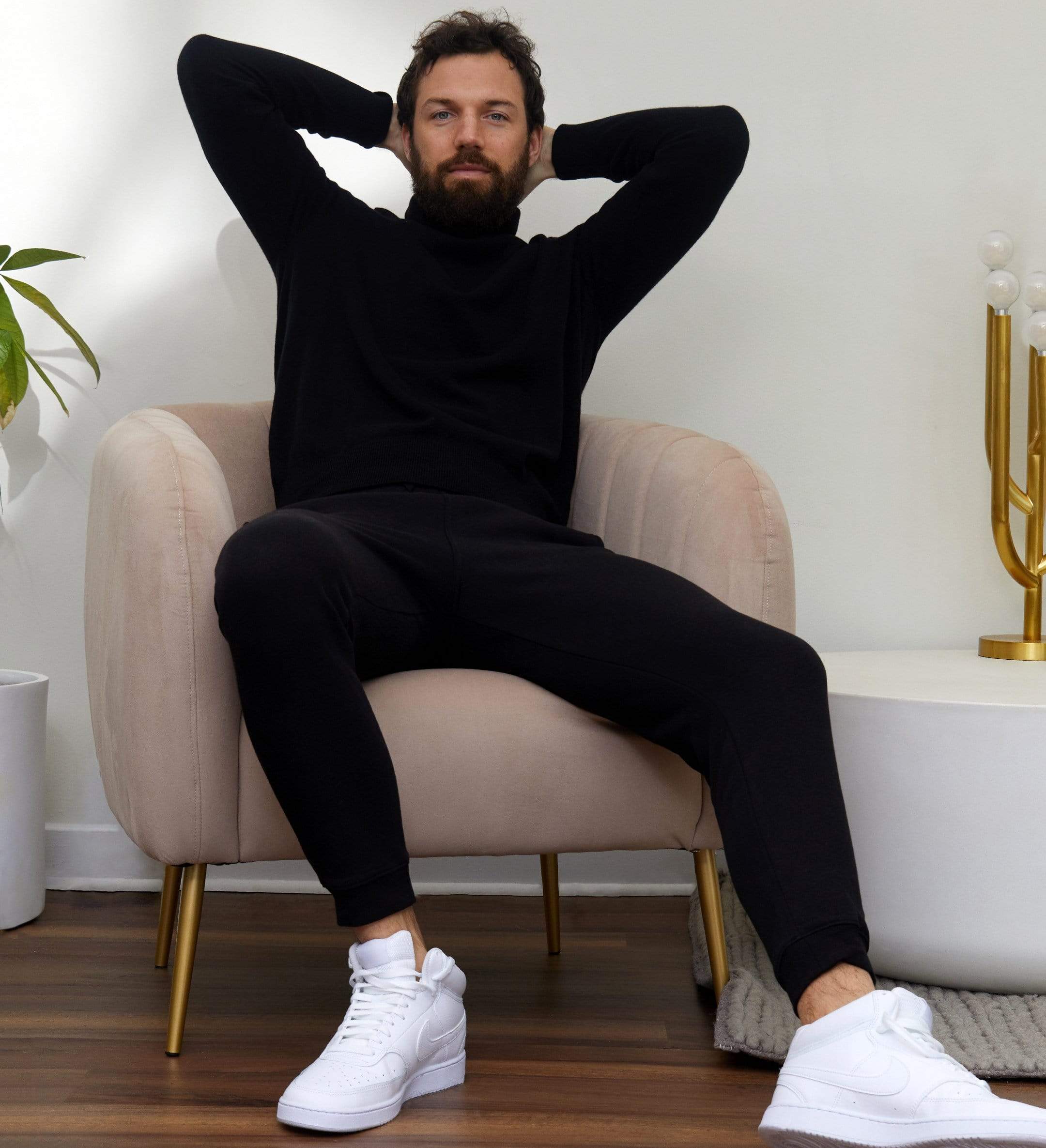 The Cashmere Turtleneck Basic Sweater